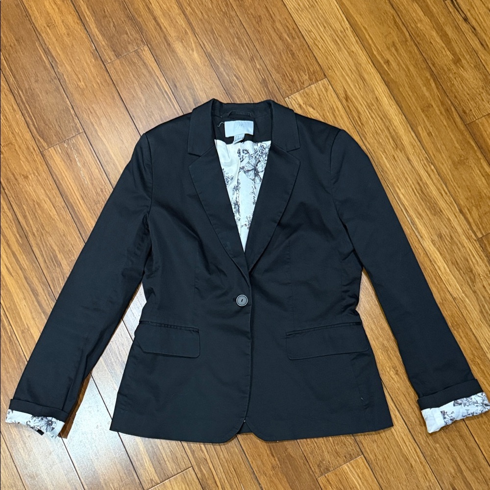 H&M Black Single-Button Blazer with Floral Lining